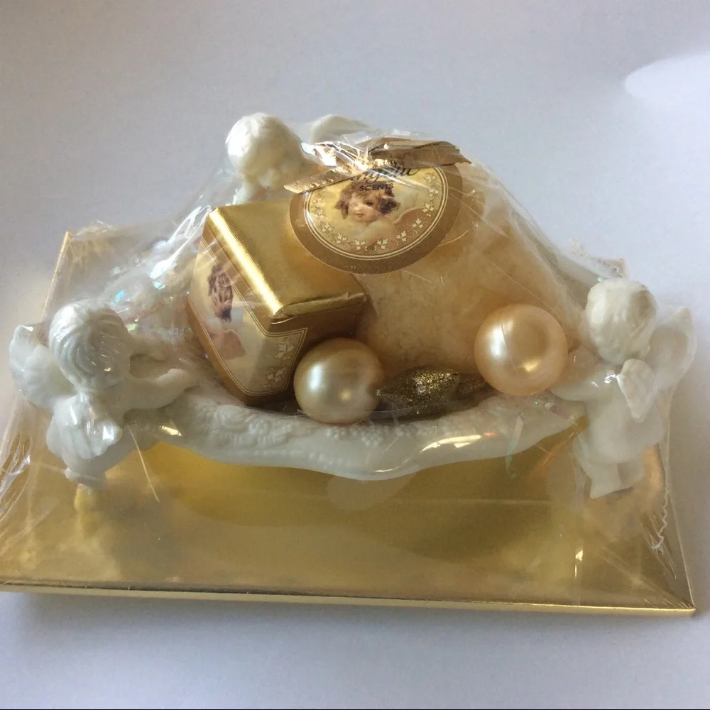 Angelic Scents Cream Cherub Soap Dish Vintage New